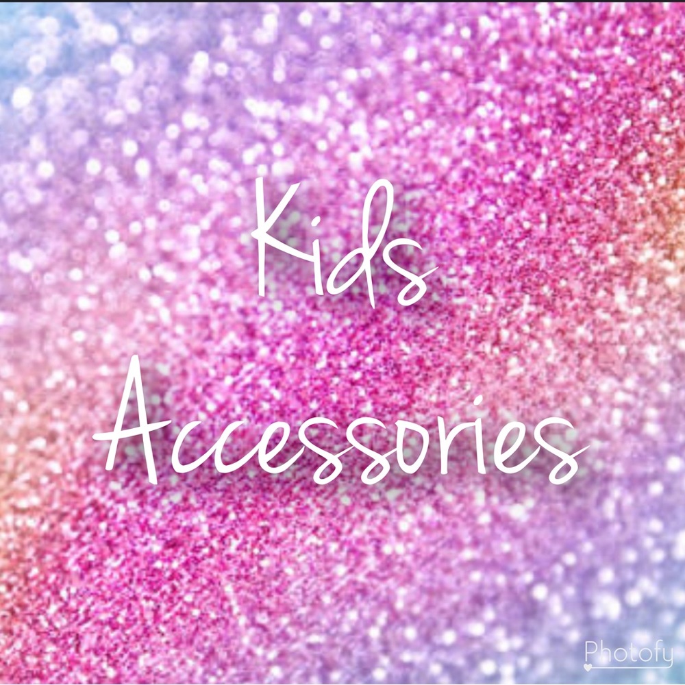 Kids’ Accessories like hats, diaper bags, swaddles, wearable blankets & carriers
